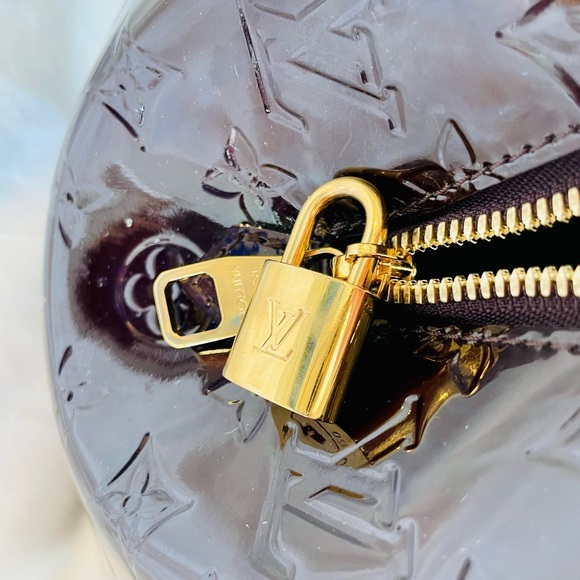 Louis Vuitton Montana Handbag Monogram Vernis Burgandy - Picture 10 of 16